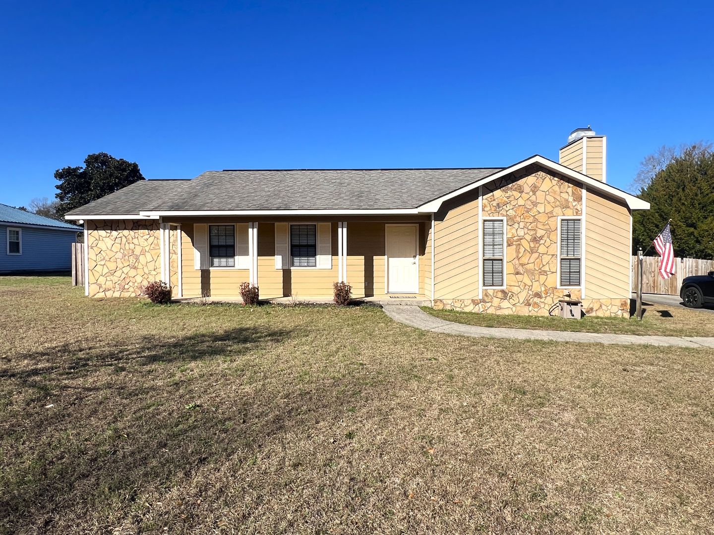 Warner Robins House: 108 Turtle Dove Ct