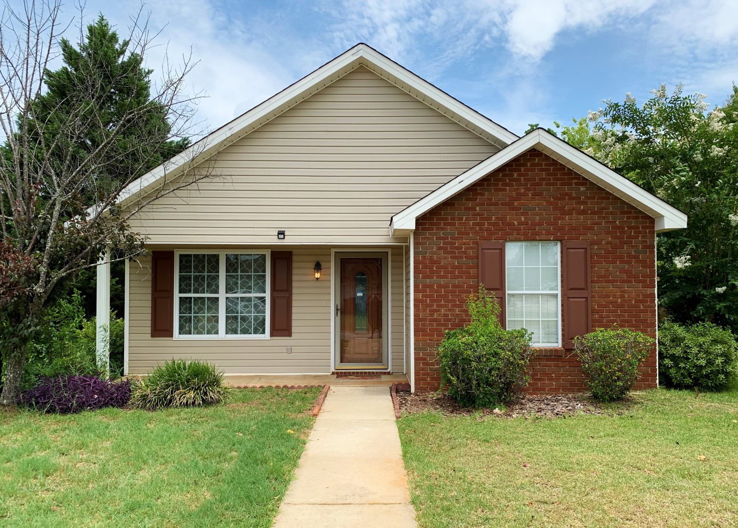 Bonaire House: 406 Chadwyck Cir
