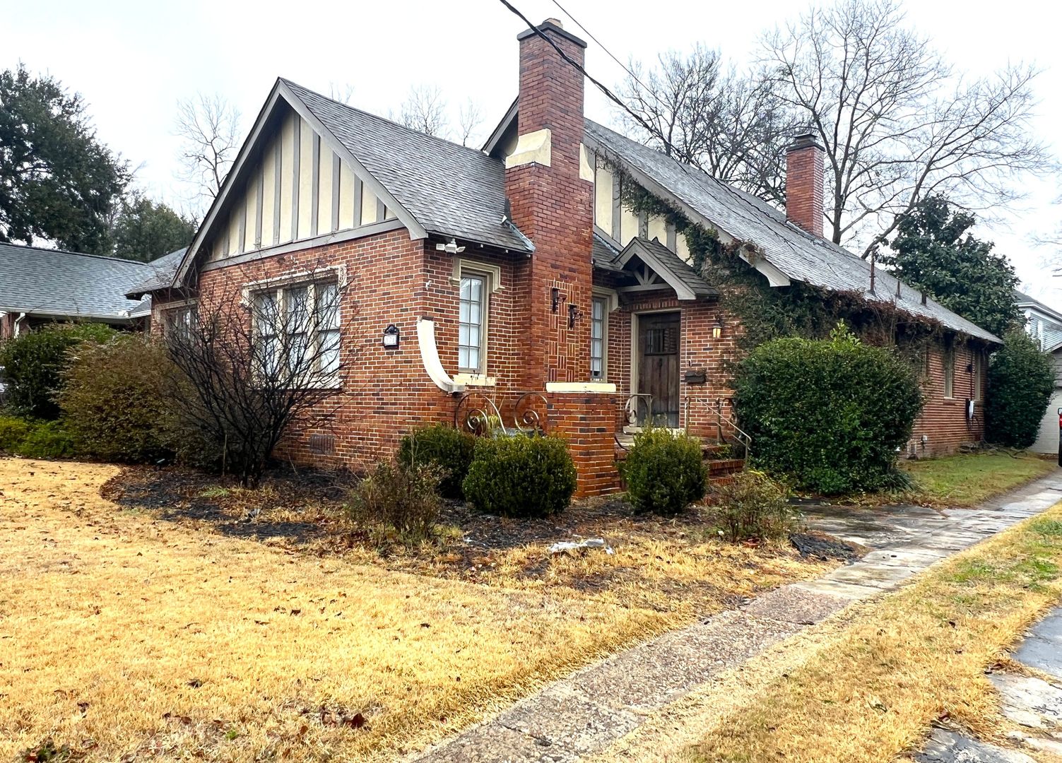 Macon House: 171 Calloway Dr