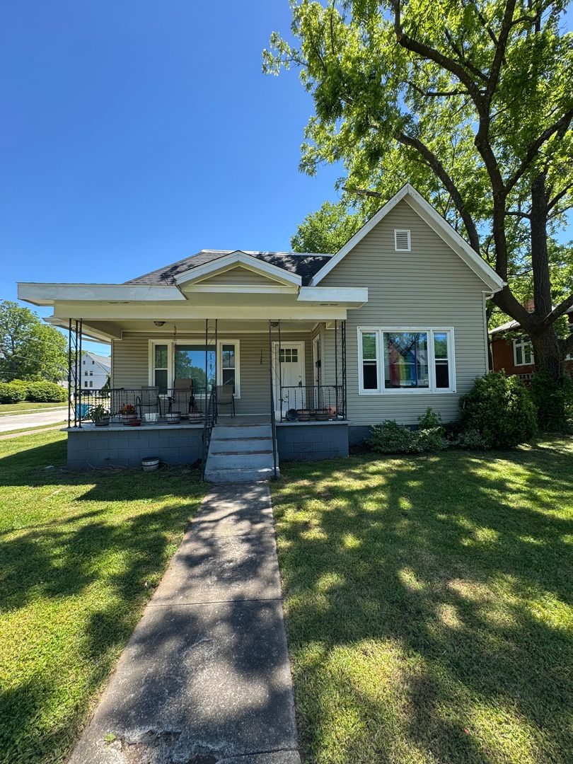 Springfield Multiplex: 1128 N Jefferson - Unit A