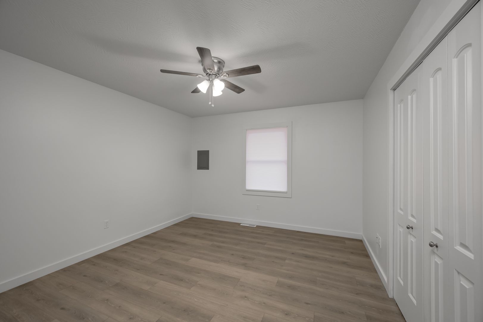 Springfield Apartment: 3348 S Fairway Ave