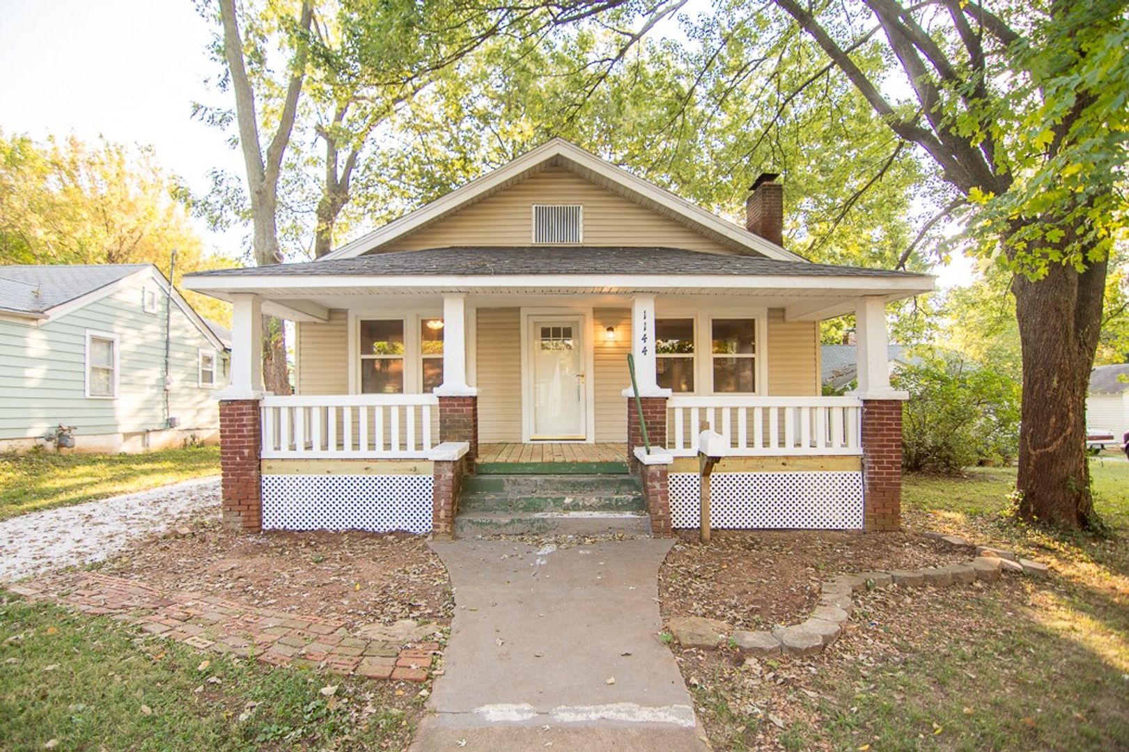 Springfield House: 1144 S Maryland