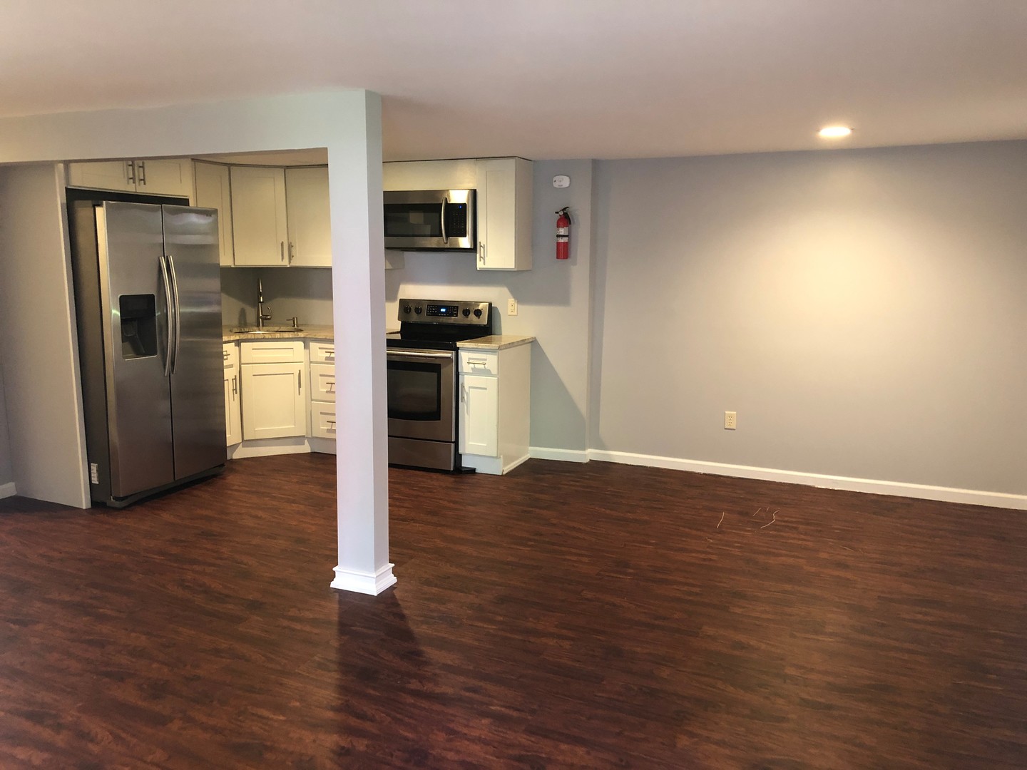 Newburgh Apartment: 201 Third St.