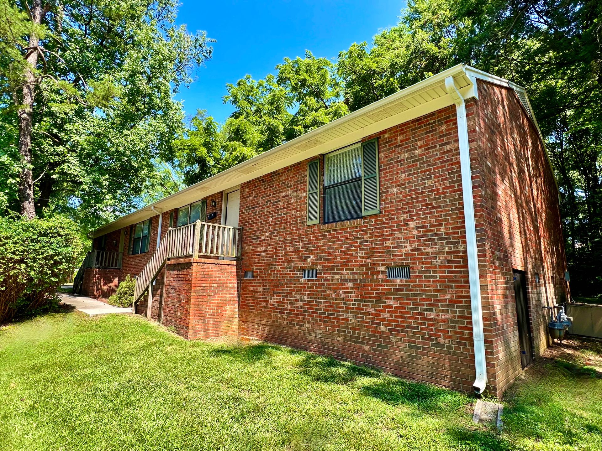 Greensboro Apartment: 1004-A Hill St
