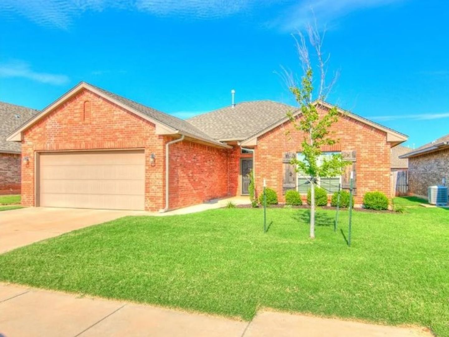 Edmond House: 16301 Iron Tree Ln