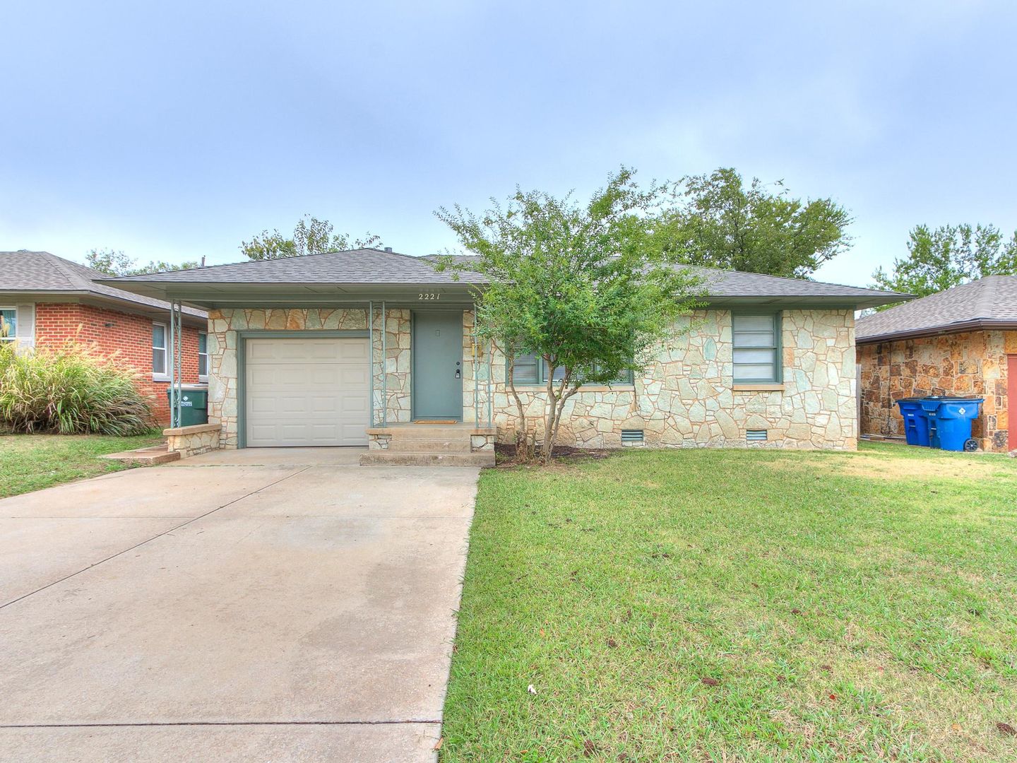 Oklahoma City House: 2221 Churchill Pl