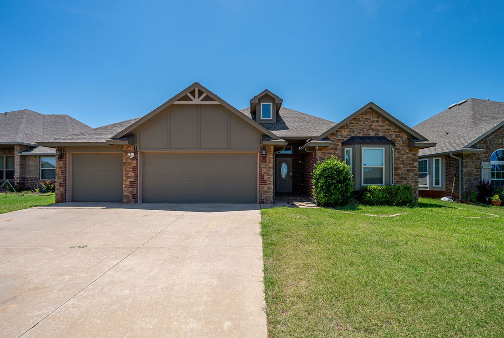 Edmond House: 6600 NW 159th St