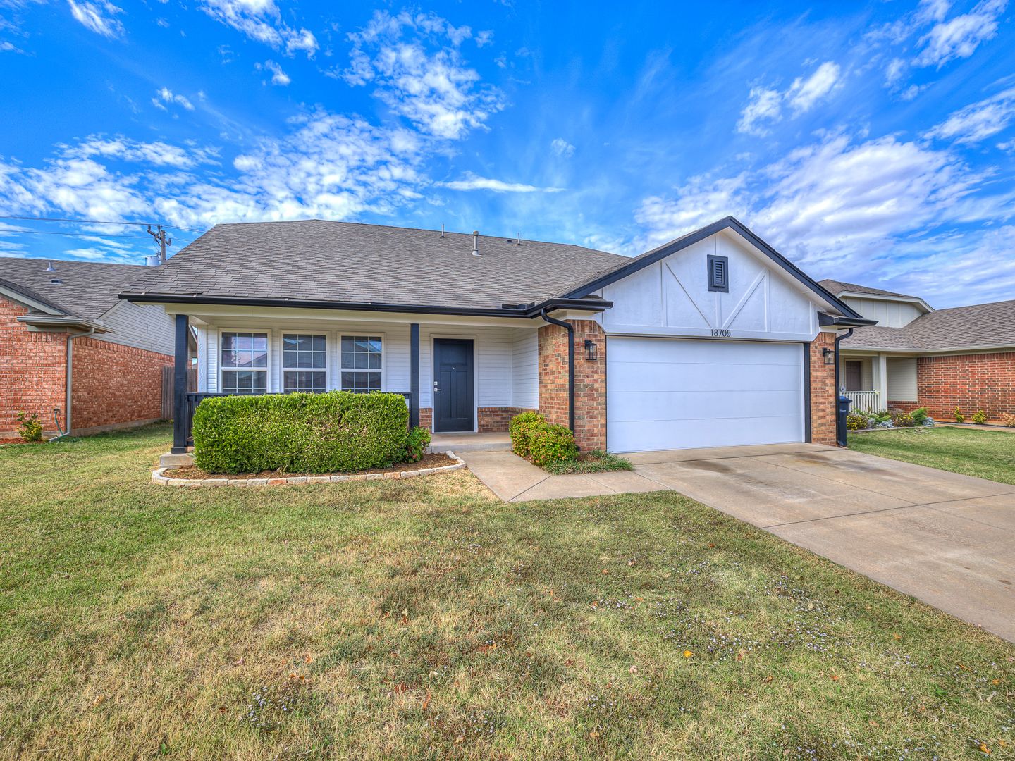 Edmond House: 18705 Piedra Dr