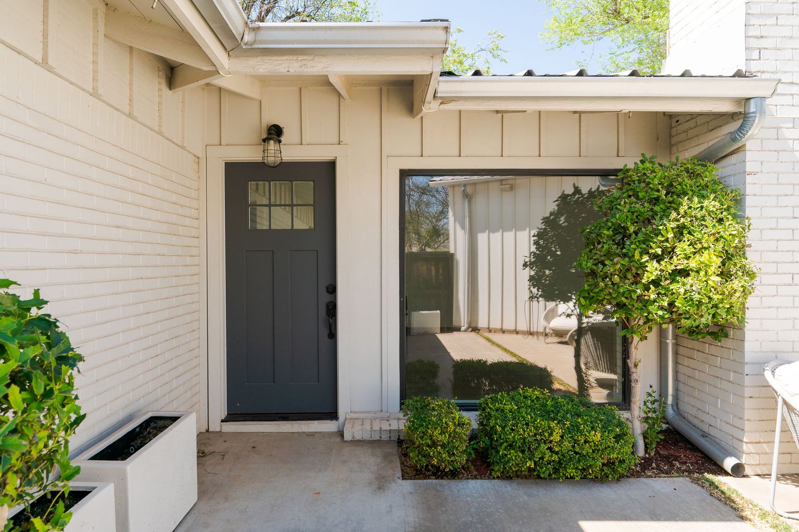 Nichols Hills House: 1209 NW 63rd St