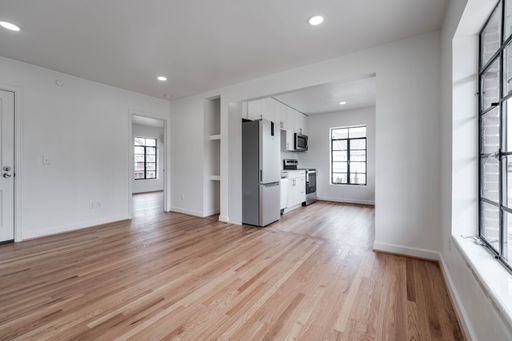 Newly Renovated Apartments in Downtown OKC! – photo 1