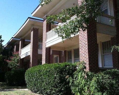 Sunny One Bedroom Apartment - Close to Uptown and Mesta Park – photo 1