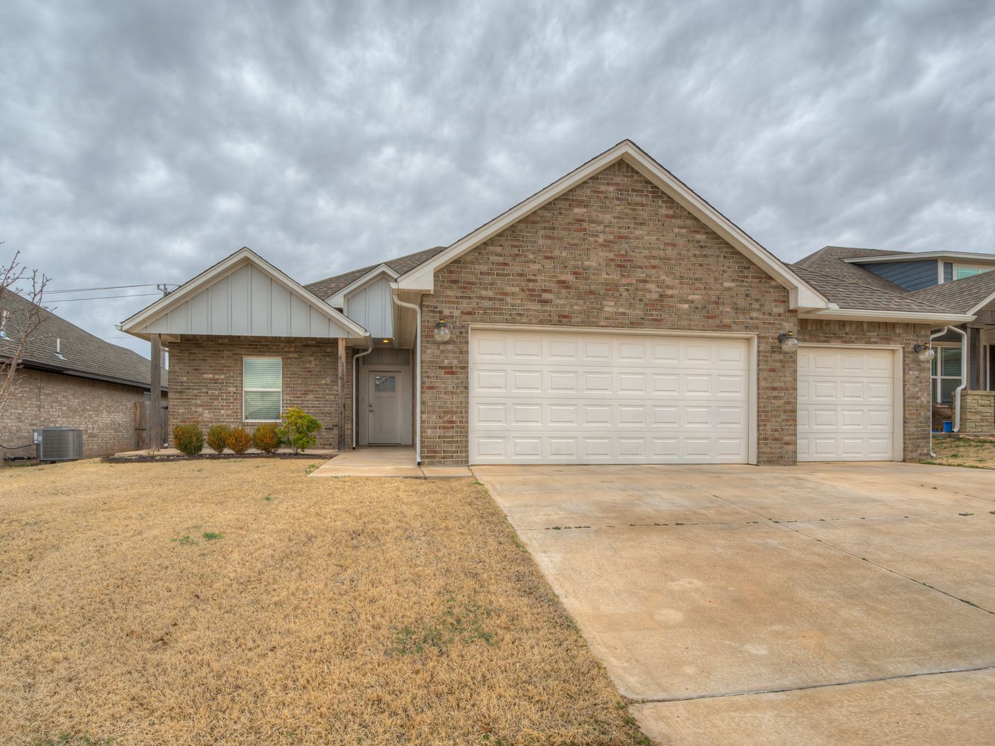 Yukon House: 11425 NW 100th Ct