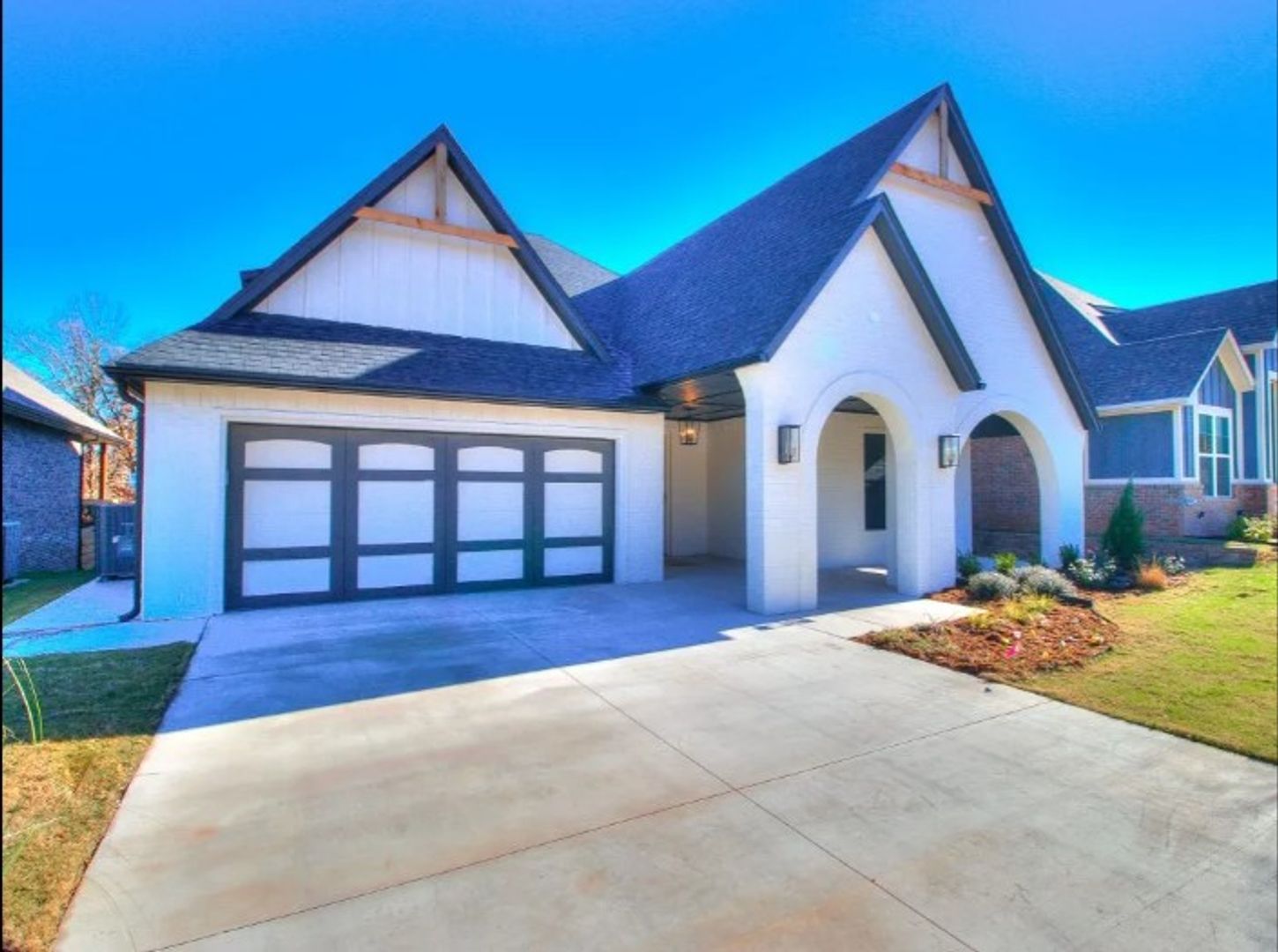 Edmond House: 2400 Asaro Lane