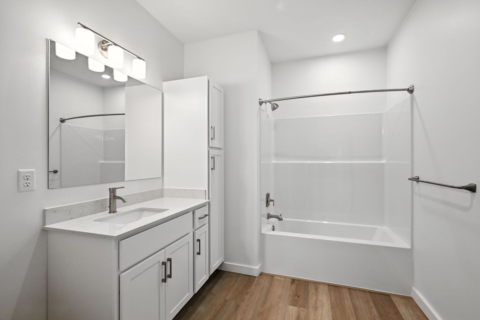 Delmar Orchard Apartments 10 of 12