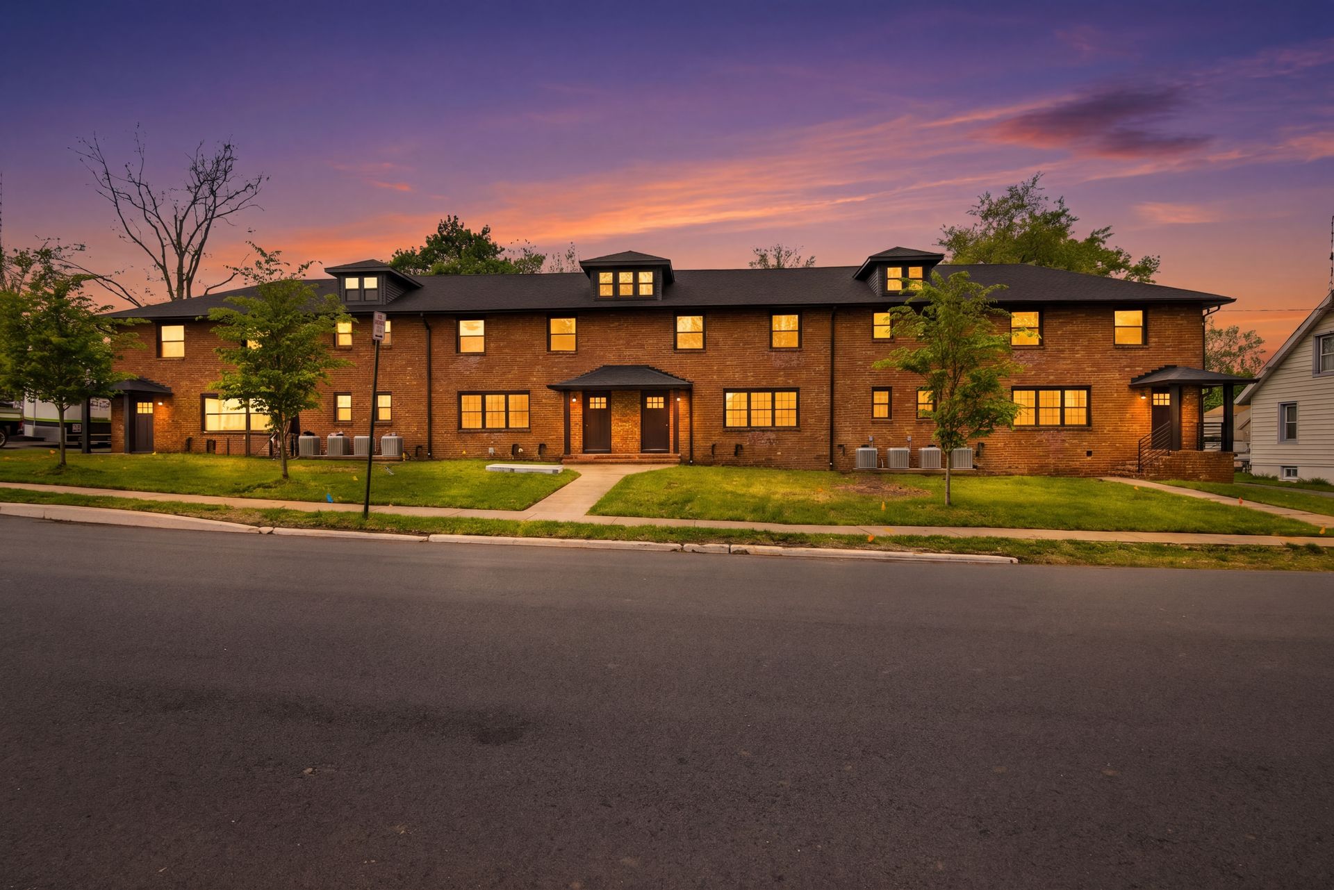 Edison Apartment: 4 Morris Ave