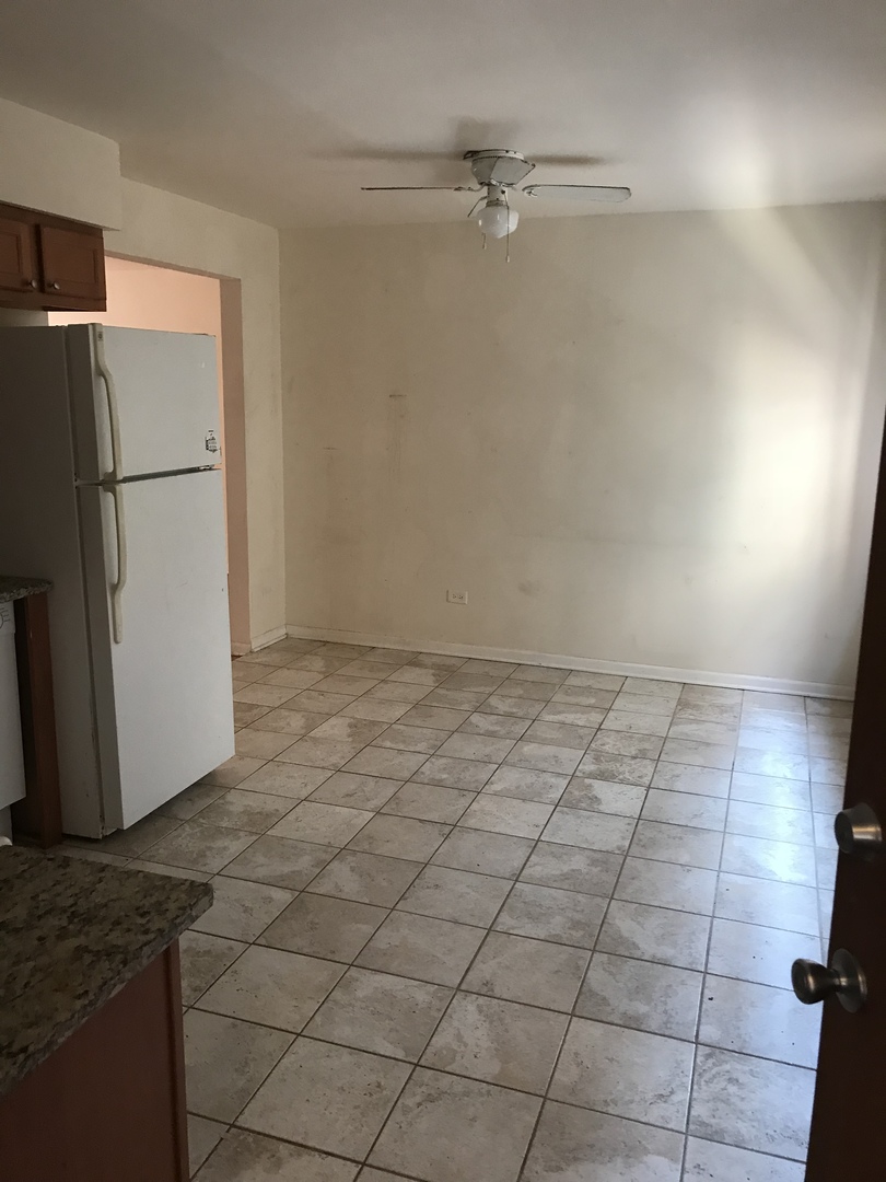 Chicago Apartment: 1405 W. Sherwin