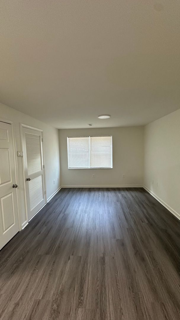Atlanta Apartment: 385 Holly St NW