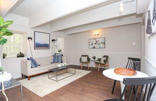 1 Bedroom Apartment – 1620 Hollywood Rd - 324, Atlanta, GA 30318