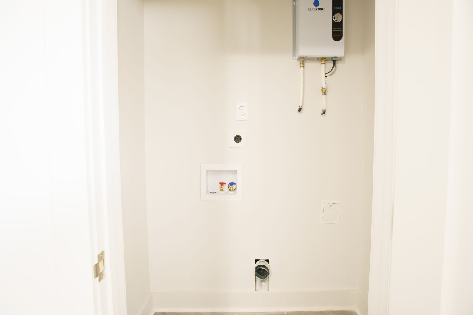 East Point Apartment: 3100 East Point St