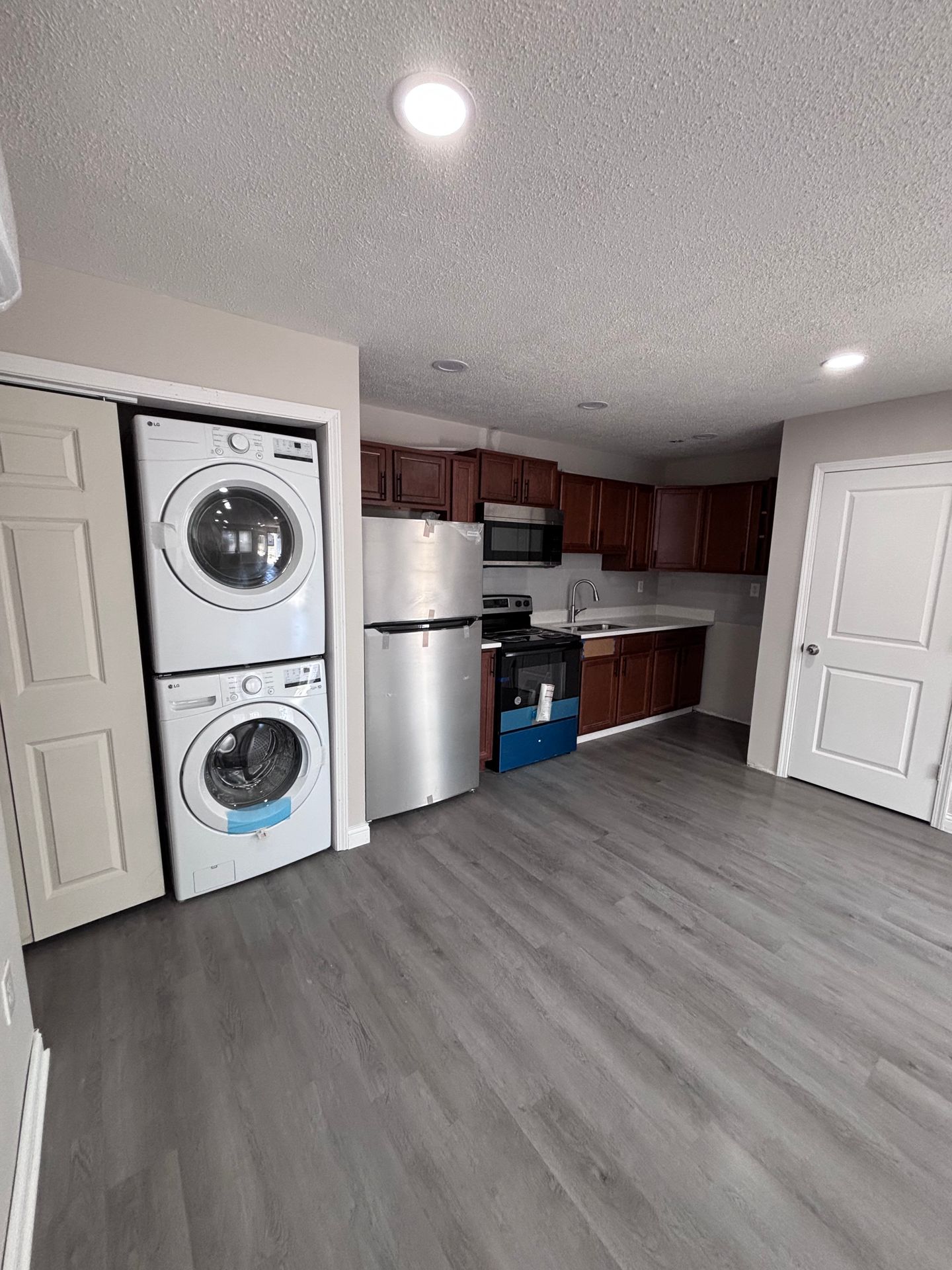Newly Renovated 2 Bed 1.5 Bath