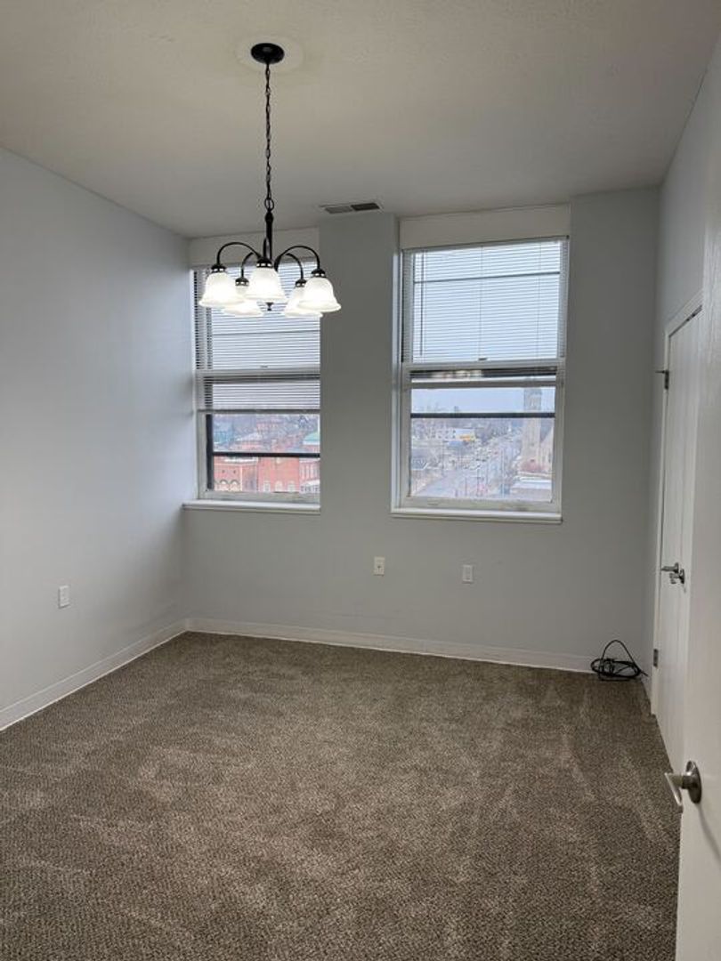 Massillon Apartment: 59 Lincoln Way E