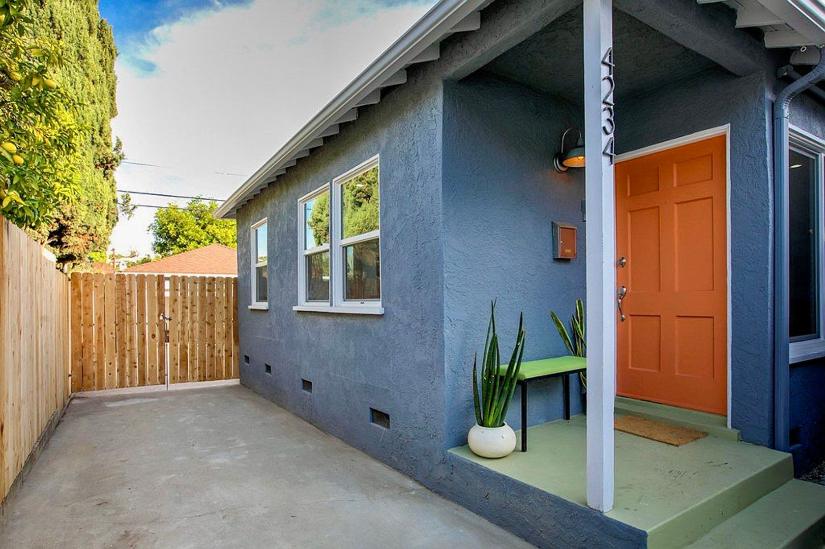 Los Angeles Apartment: 4232 Verdugo Rd
