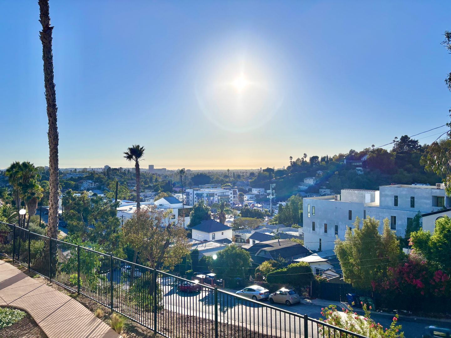 Los Angeles Apartment: 1800 N Alvarado St