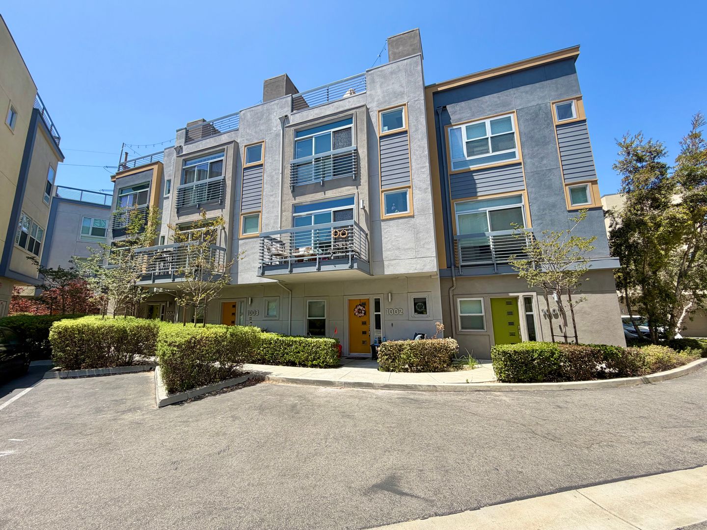 Los Angeles House: 2753 Waverly Dr #1003
