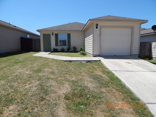 NICE 2 BEDROOM 1 STORY HOME-1 CAR GARAGE – photo 1