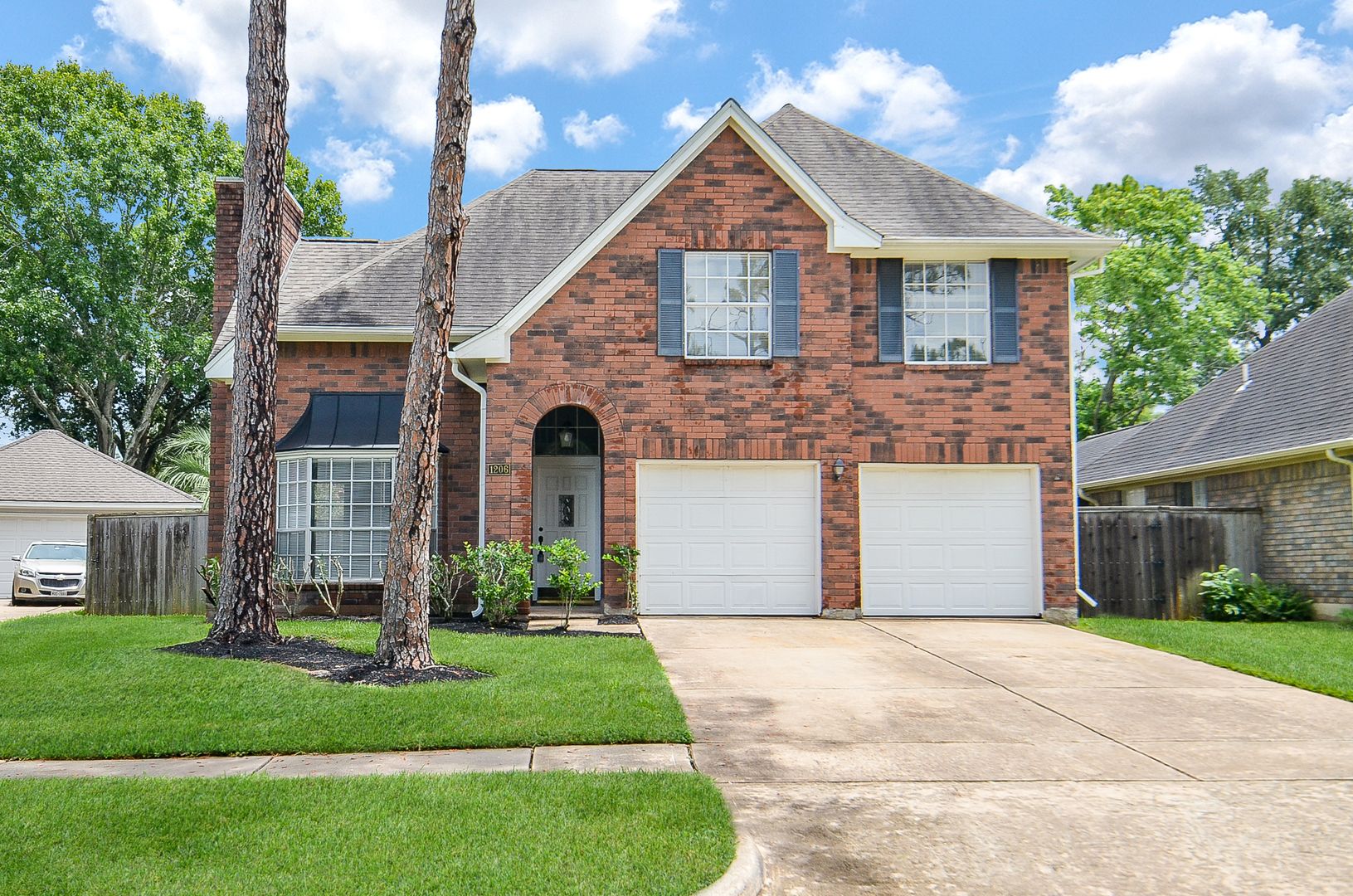 Sugar Land House: 1206 Green Knoll Drive