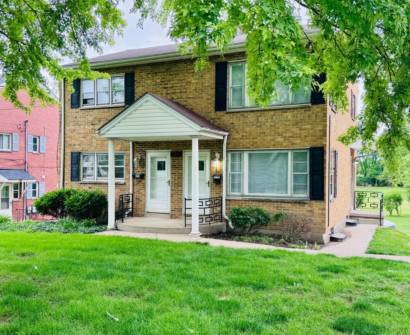 Middletown Apartment: 3003 Grand Avenue