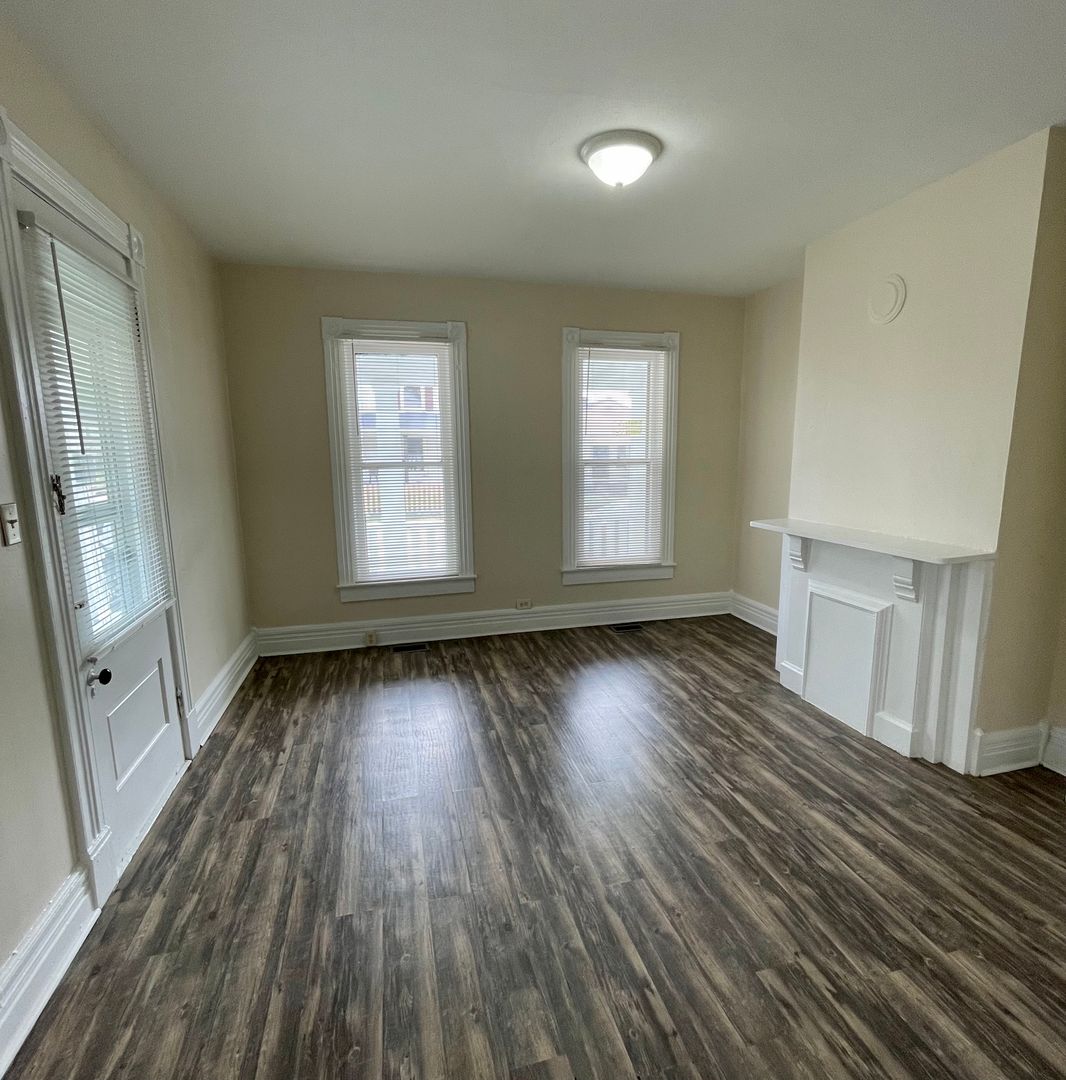 1100 Baltimore Street 2 of 8