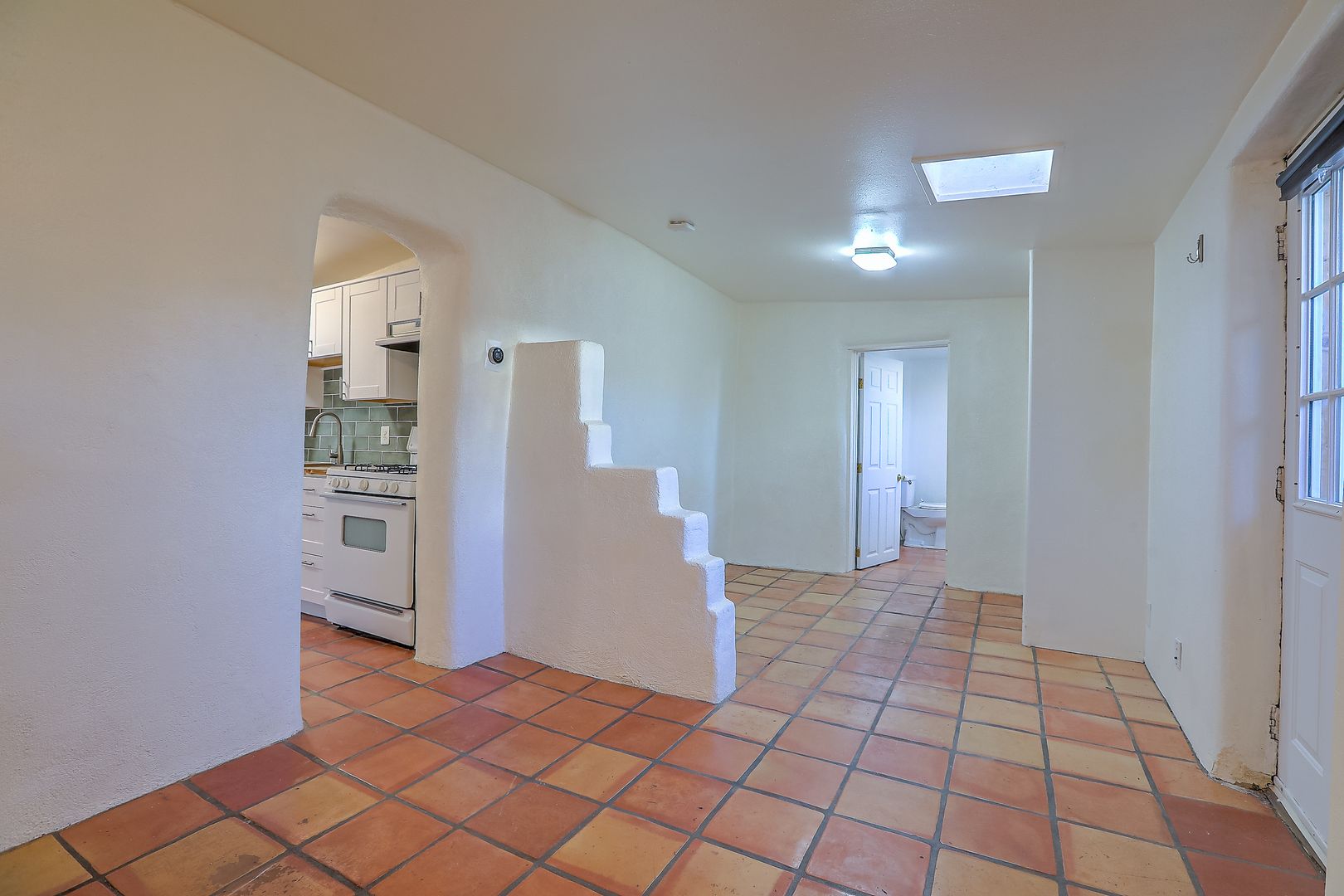 Santa Fe Apartment: 1624 Paseo de Peralta