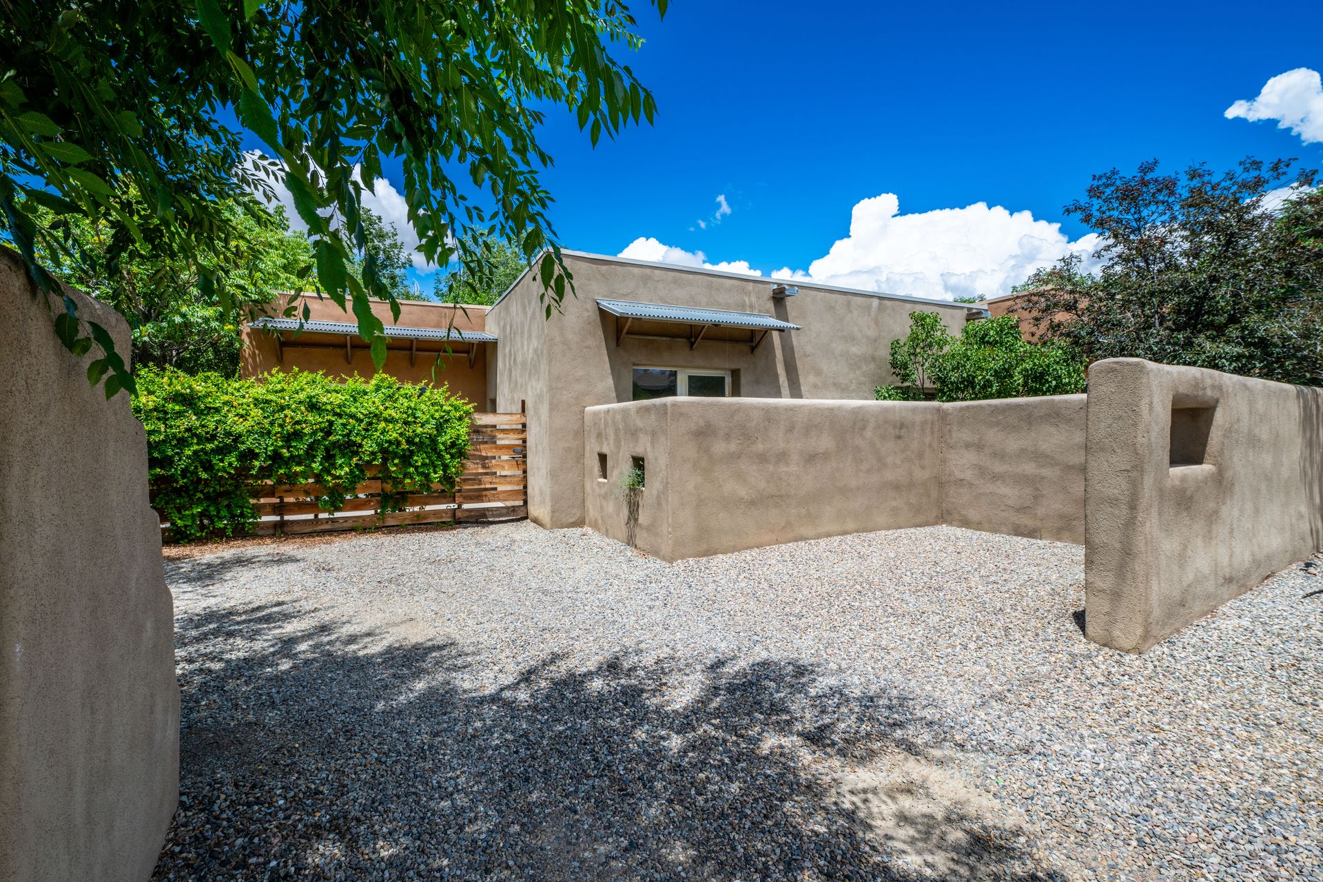 Santa Fe Multiplex: 925 Dunlap Street