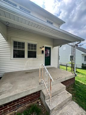 1105 Berry Street