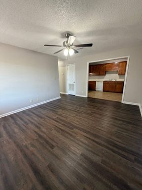 2 Bedroom Apartment in Clarksville, TN | First Full Month’s Rent Free! – photo 1