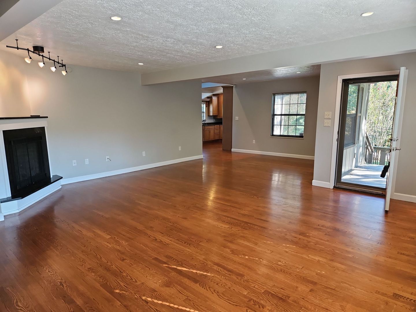 Knoxville Apartment: 4121 Whistlers Way