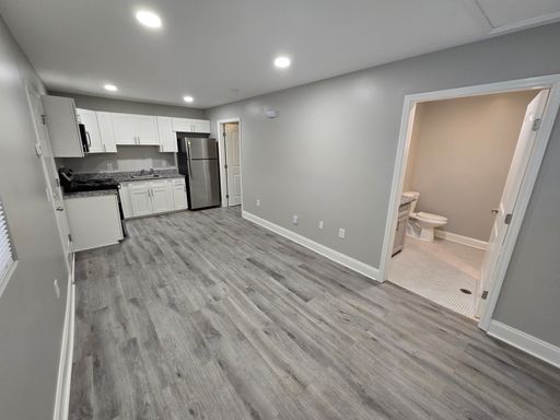 1-Bedroom Apartment Available now Near UTK & Neyland Stadium with Move in Special pricing! – photo 1