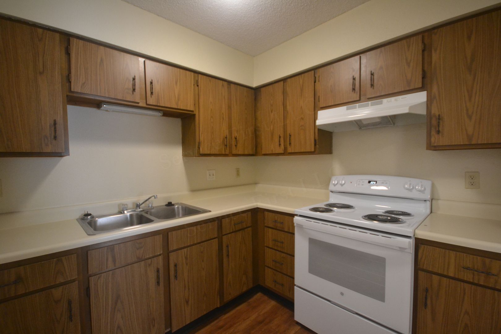 Buffalo Apartment: 101-103 Johnson