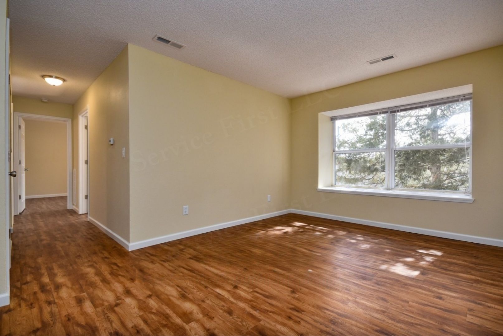 Branson Apartment: 406 Judy St