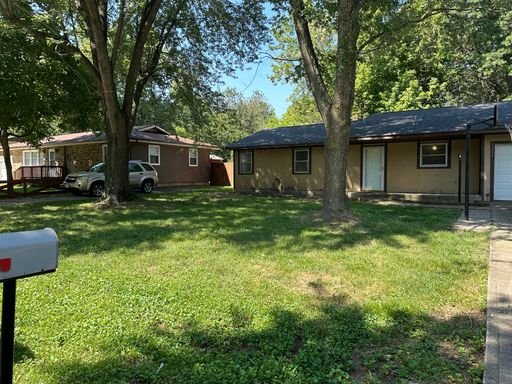 3 bed 2 bath 1 car garage in Bolivar!