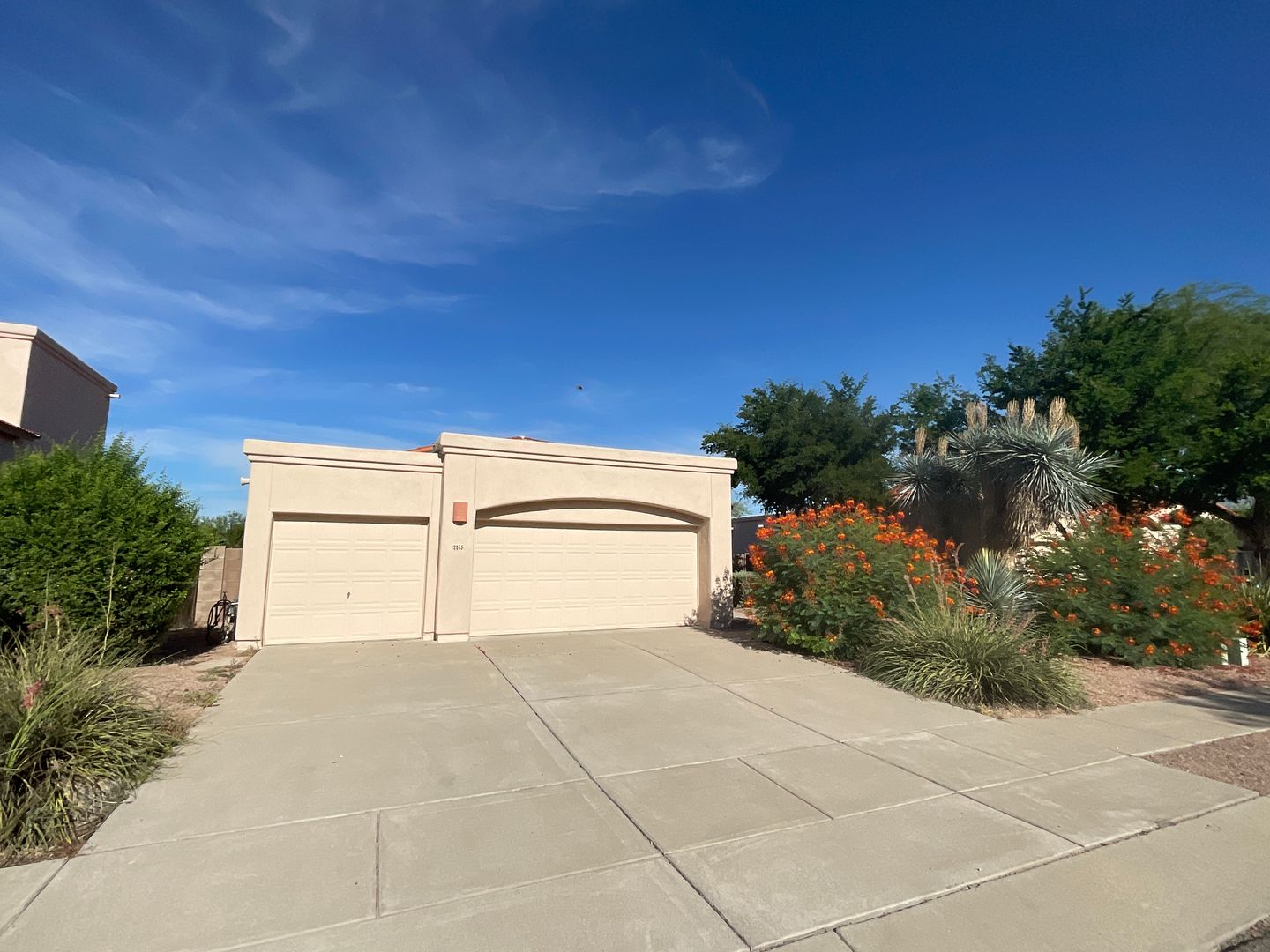 Tucson House: 2165 N Camino Agrios