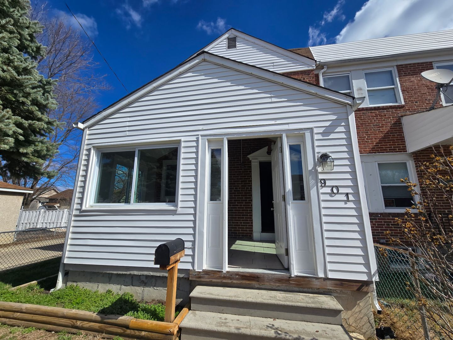 Baltimore County House: 901 Elton Avenue