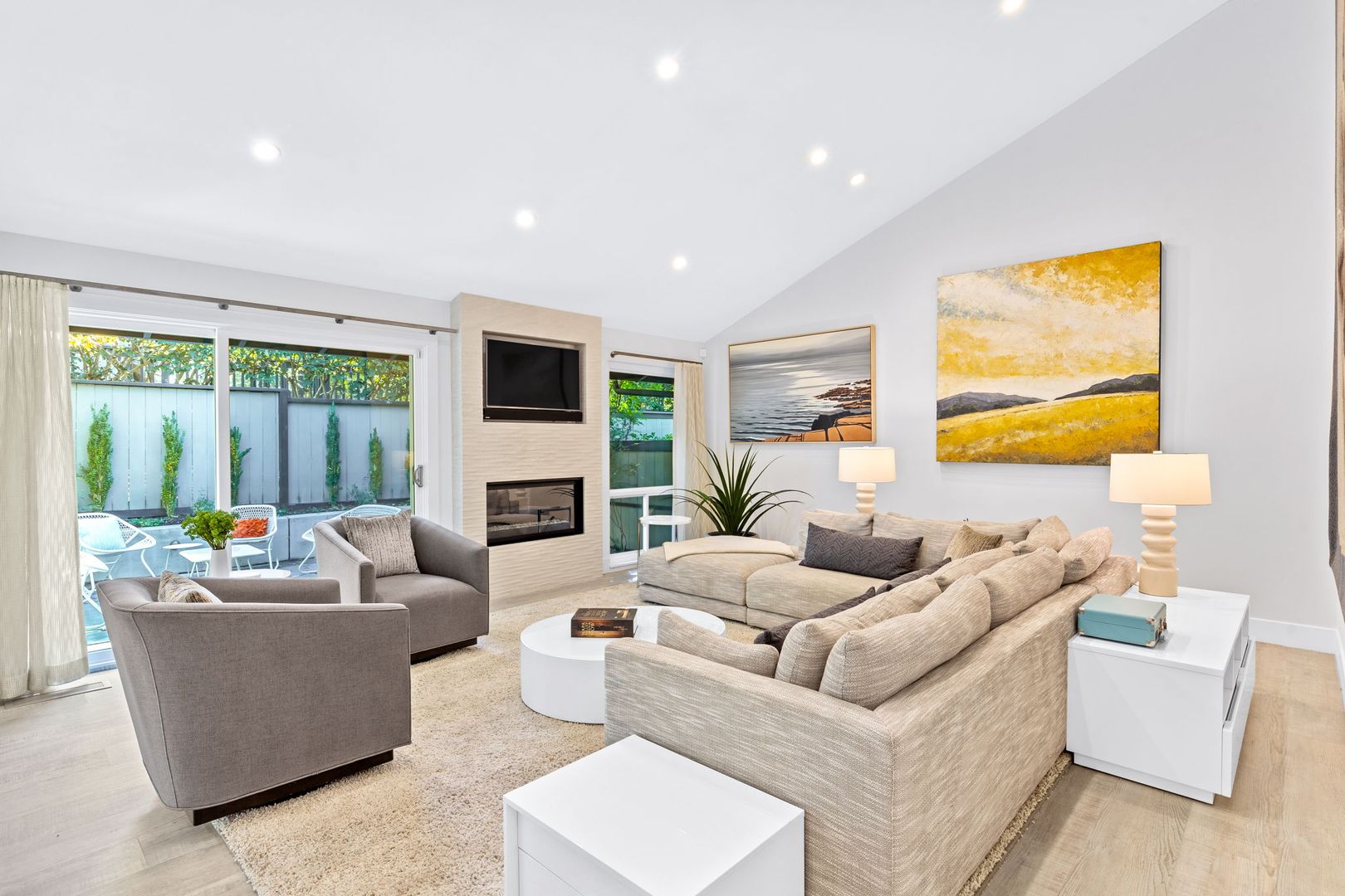 Napa Condo: 1028 East Avenue