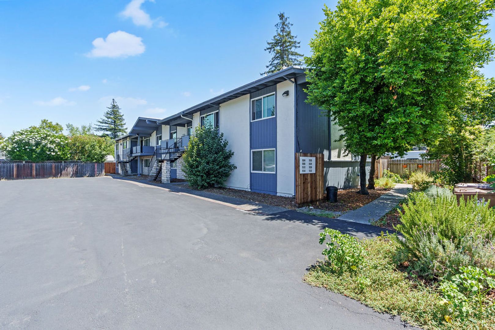 Napa Apartment: 504-532 Even Street