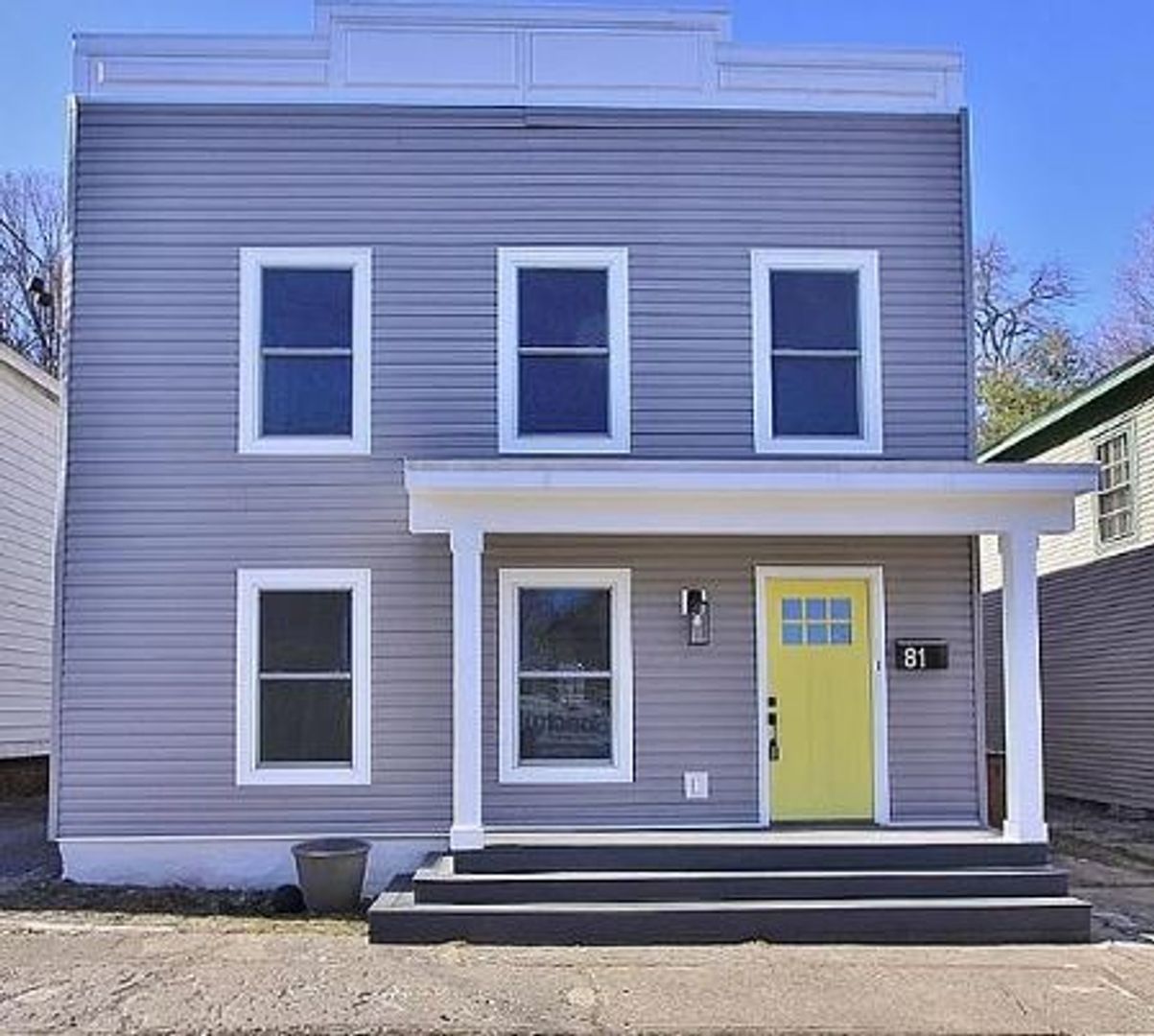 Kingston House: 81 W Pierpont St