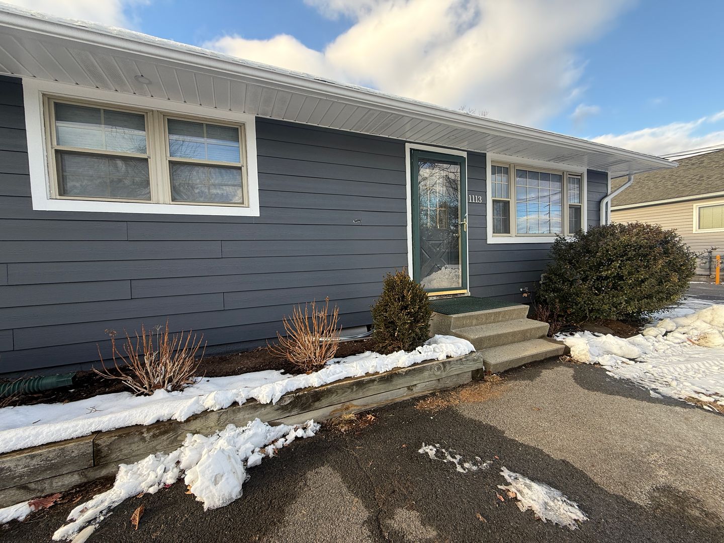 Kingston Apartment: 1115 Locust Street