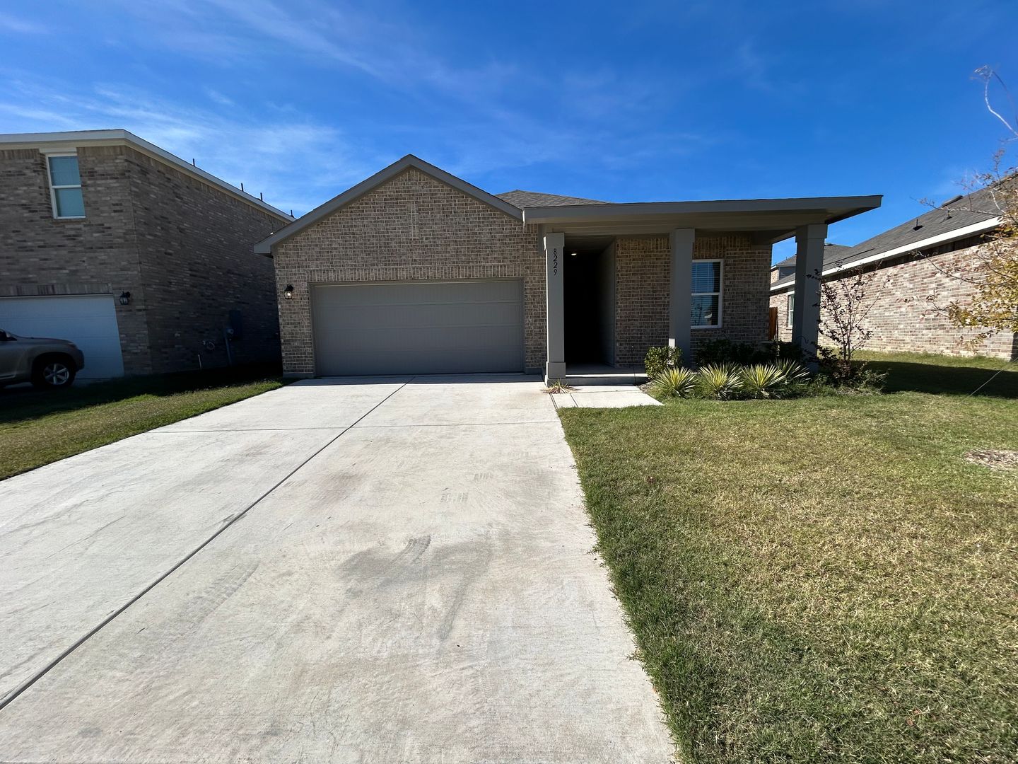 Fort Worth House: 8229 Pitchfork Dr