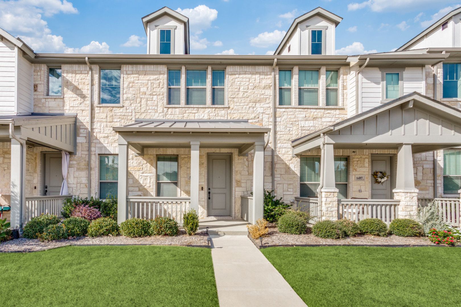 North Richland Hills Townhome: 6481 Iron Horse Blvd