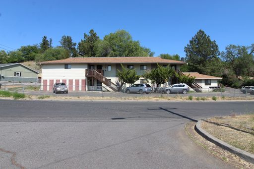 165 Laguna St – photo 1